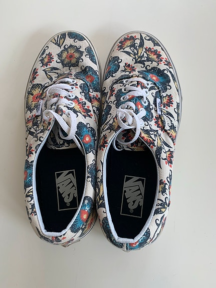 Product image 1 of 6