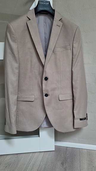 Product image 1 of 9