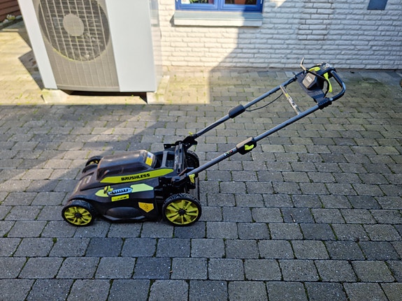 Product image 1 of 6