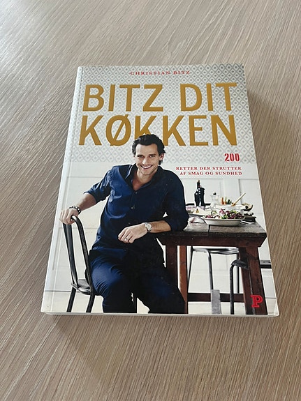 Product image 1 of 3