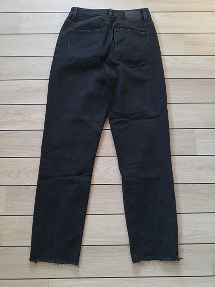 Product image 13 of 27