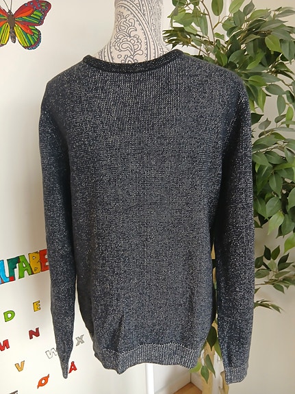 Product image 1 of 9