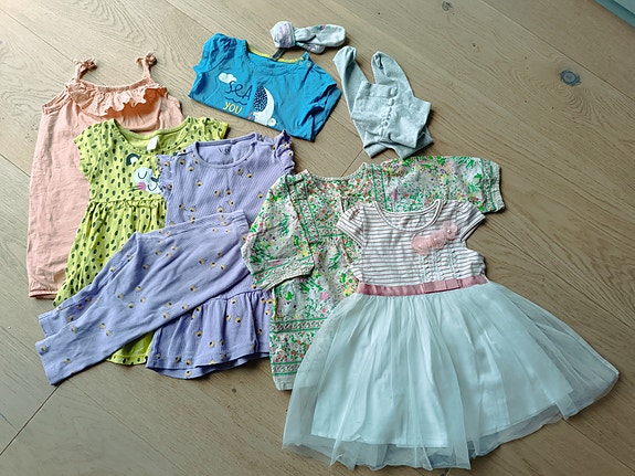 Product image 1 of 7