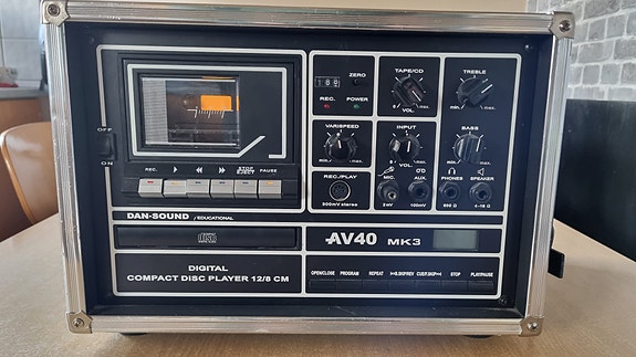 Product image 1 of 7