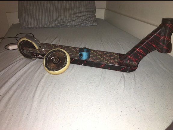 Product image 1 of 4