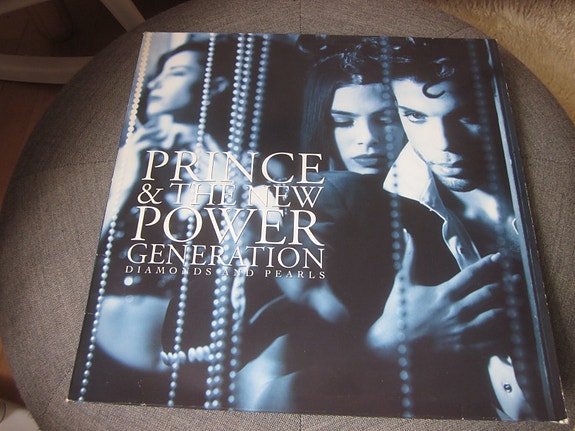 Product image 1 of 6