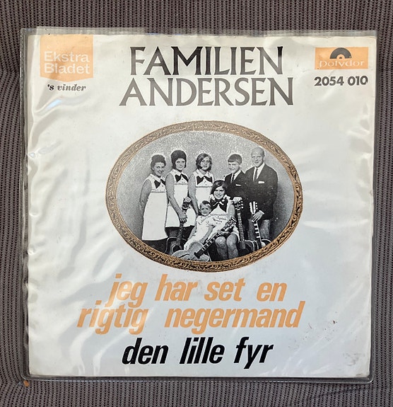 Product image 1 of 2