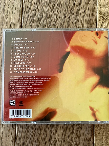 Product image 2 of 2