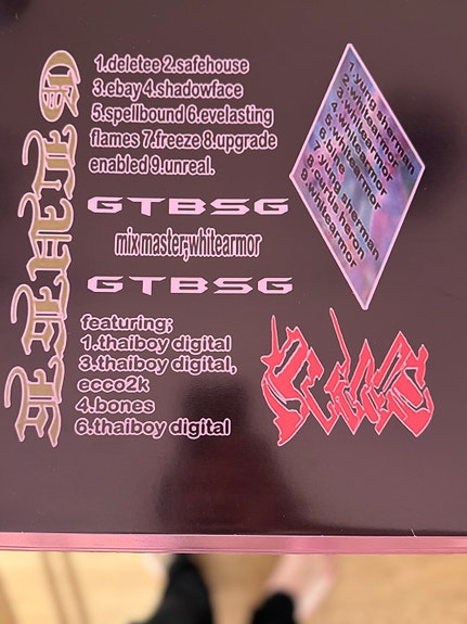 Product image 2 of 2