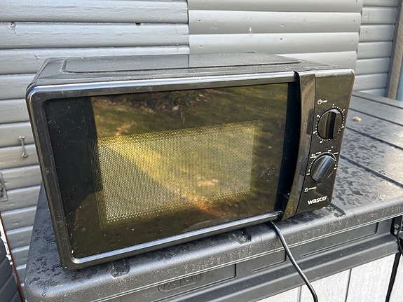 Product image 1 of 3