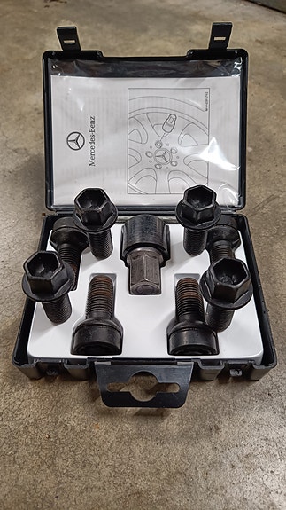 Product image 30 of 32