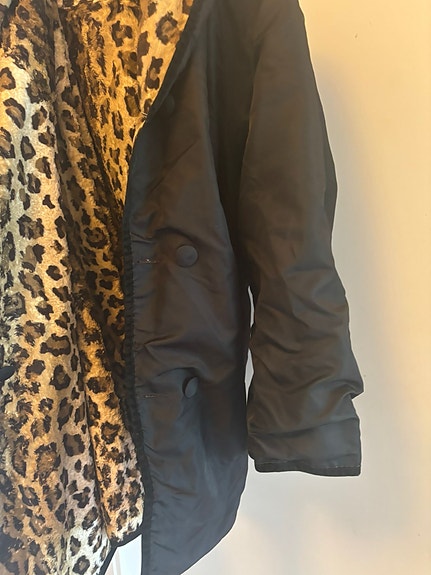 Product image 16 of 17