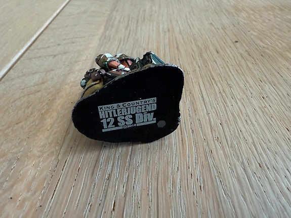 Product image 28 of 63