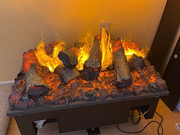 Product image 1 of 2