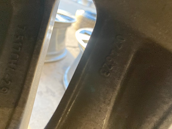 Product image 6 of 9