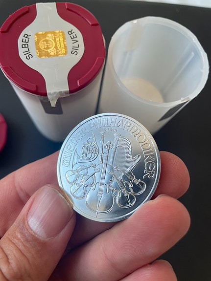 Product image 1 of 2