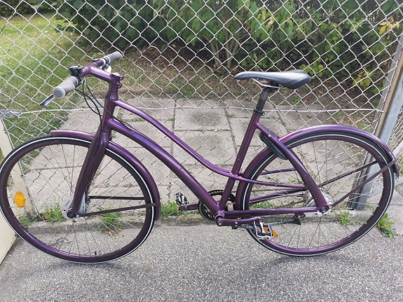 Product image 1 of 7