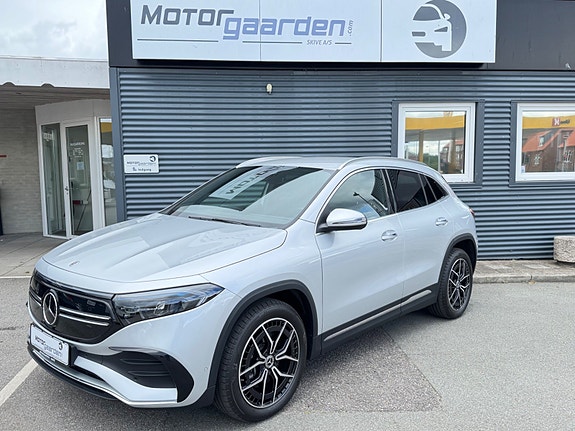 Mercedes EQA300