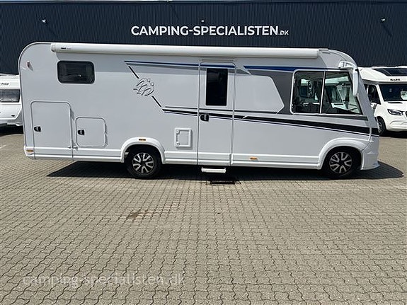 Knaus 700 Meg
