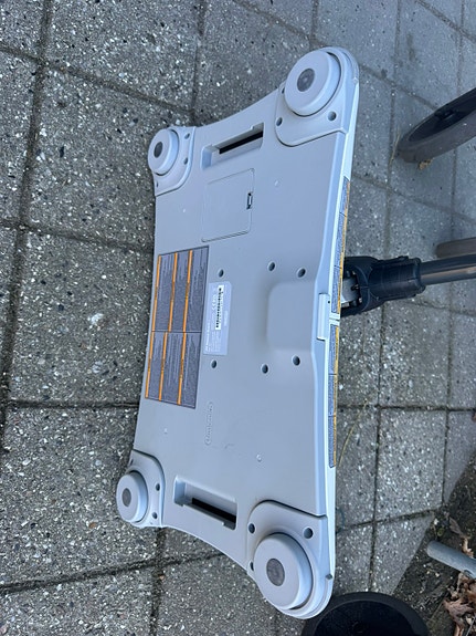 Product image 8 of 9