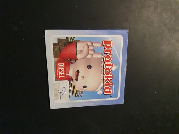 Product image 2 of 3