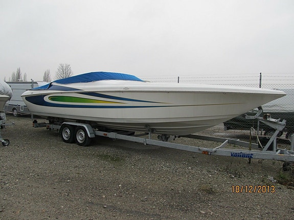 Campion Chase 910 BIG BLOCK