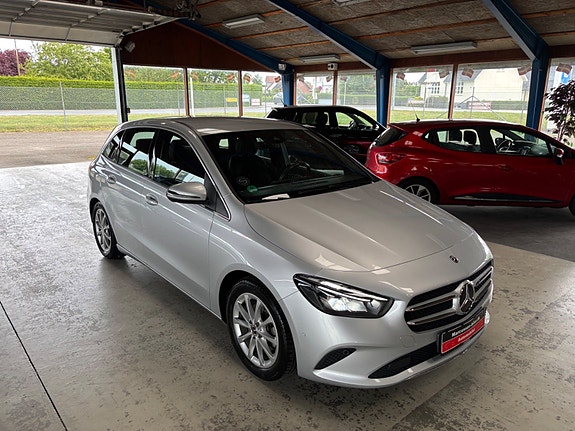 Mercedes B200 d