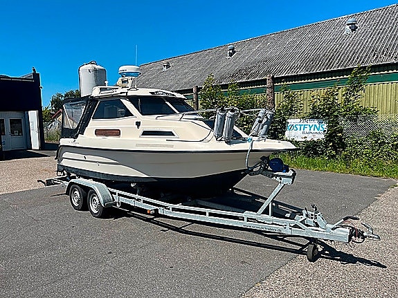 Uttern 5750C med 115hk Yamaha