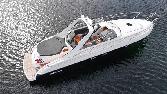 Kraftfuld og luksuriøs Windy Grand Bora 42
Windy Grand Bora 42 fra 2010 er en...
