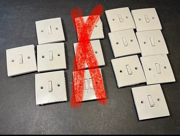 Product image 1 of 4