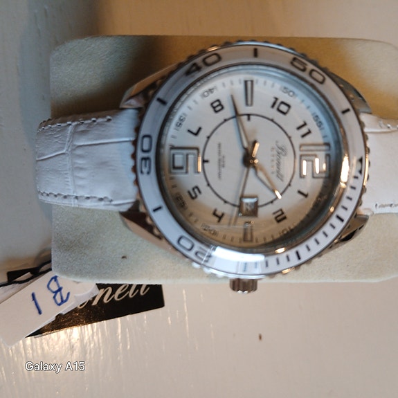 Product image 18 of 19