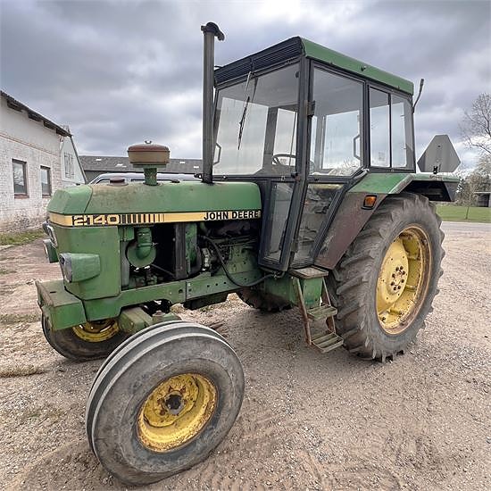 John Deere 2140 John Deere 2140 - 3,5 ton - Video!