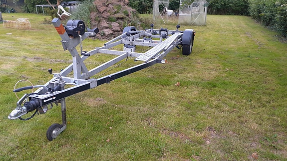 Brenderup / Thule 1300 kg tempo 100