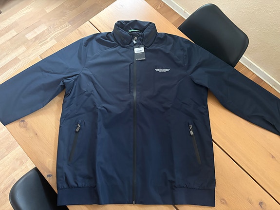 Product image 17 of 18