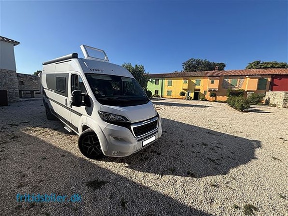 Bravia 599 140 Hk Trend