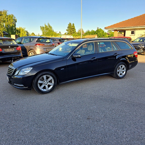 Mercedes E220