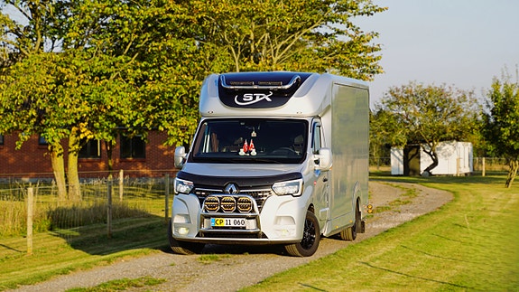 Product image 1 of 8