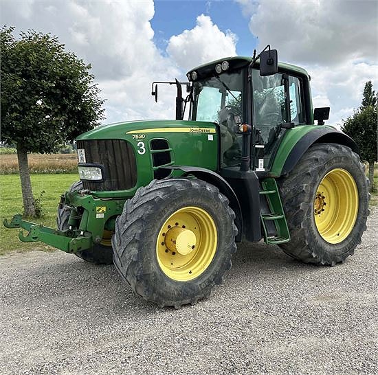 John Deere 7530 John Deere 7530