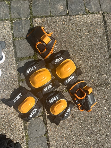 Product image 8 of 9