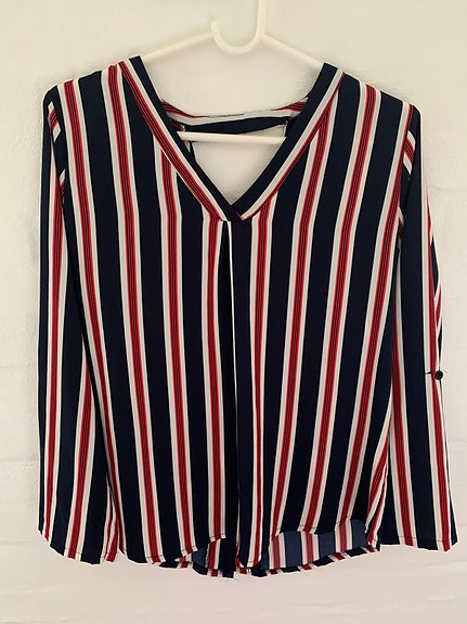 Product image 2 of 11