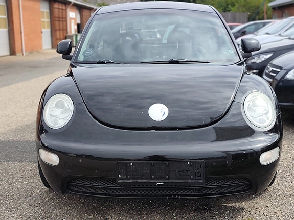 VW New Beetle