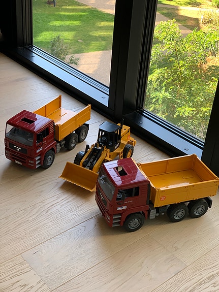 Product image 2 of 9