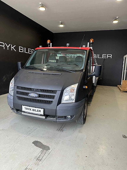 Ford Transit 350L Van