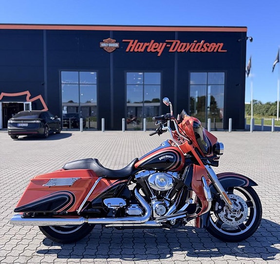 Harley-Davidson FLHX Street Glide