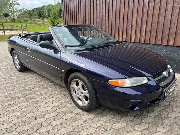 Chrysler Stratus