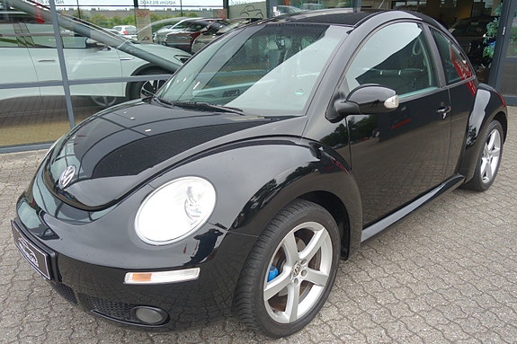 VW New Beetle