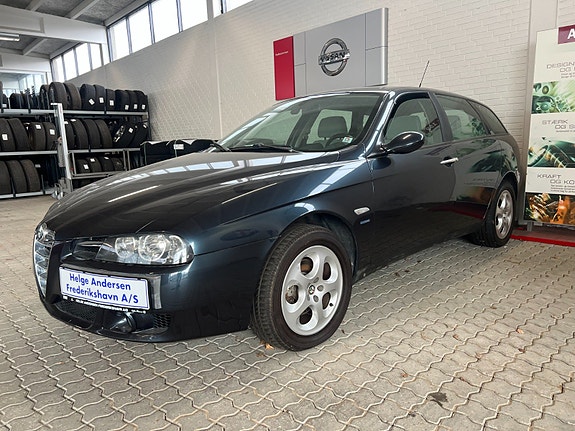 Alfa Romeo 156