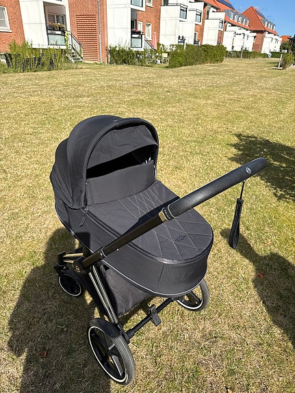 Product image 1 of 10