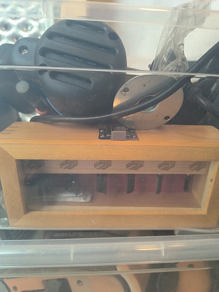 Product image 3 of 4