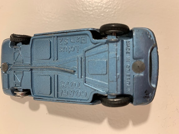 Product image 32 of 34